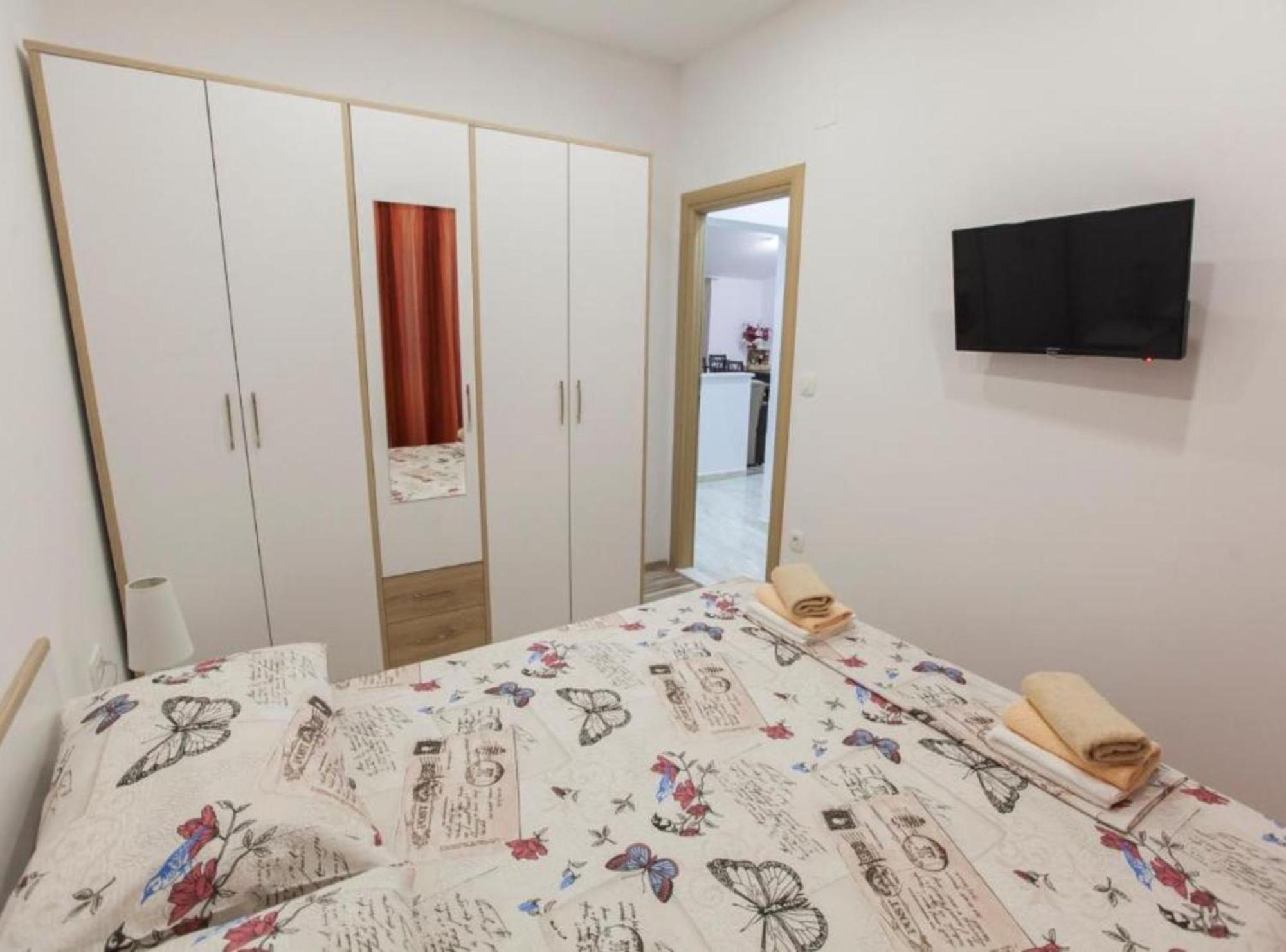 Kaštela Apartment Dalmatia מראה חיצוני תמונה