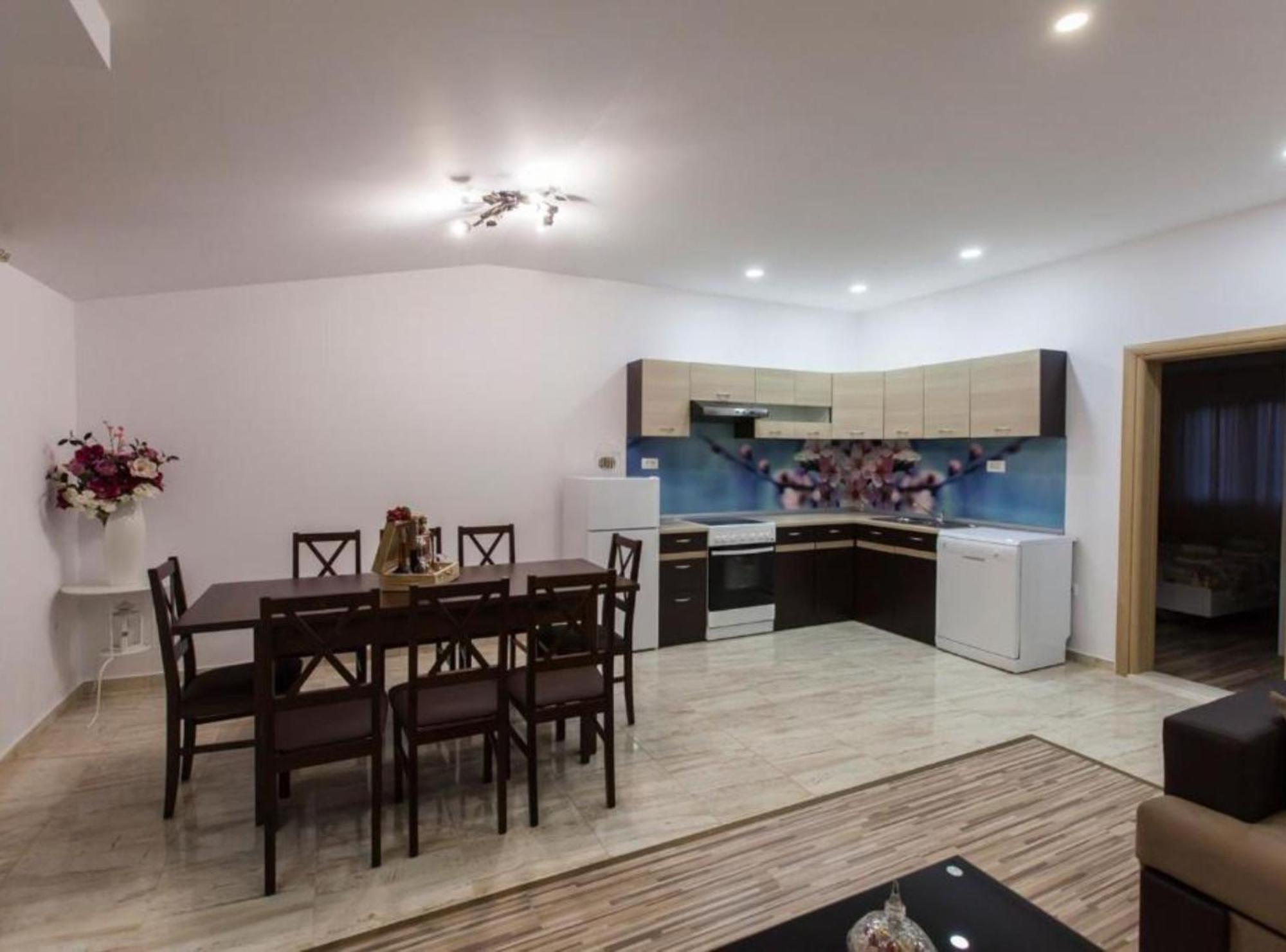Kaštela Apartment Dalmatia מראה חיצוני תמונה