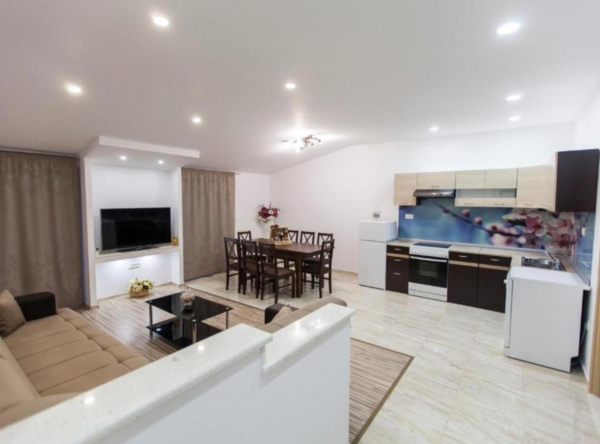 Kaštela Apartment Dalmatia מראה חיצוני תמונה