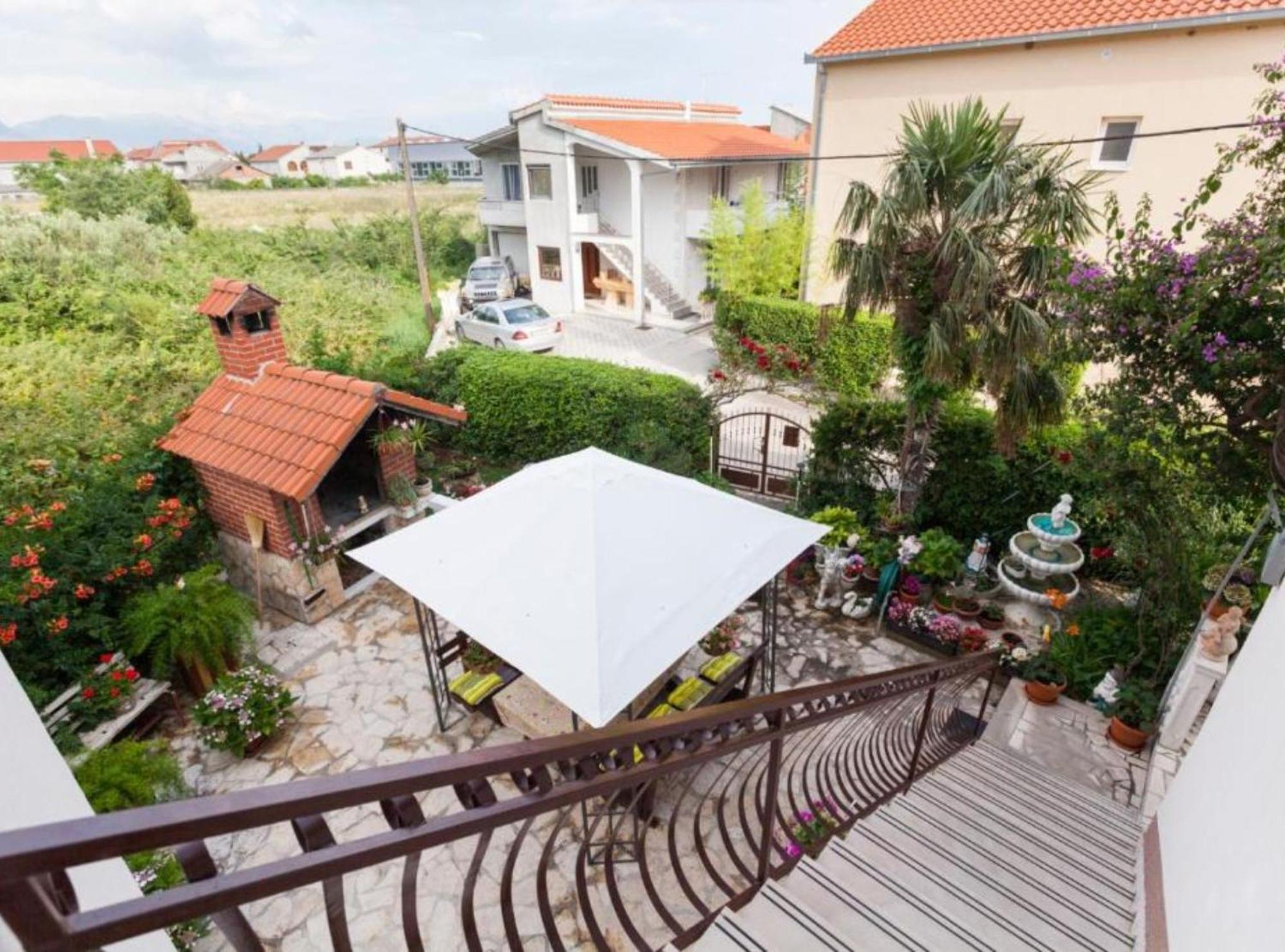 Kaštela Apartment Dalmatia מראה חיצוני תמונה