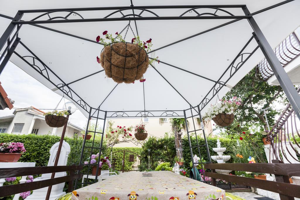 Kaštela Apartment Dalmatia מראה חיצוני תמונה