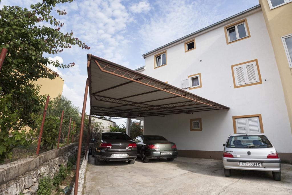 Kaštela Apartment Dalmatia מראה חיצוני תמונה