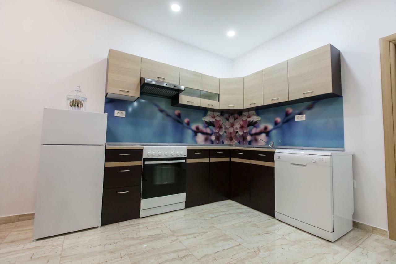 Kaštela Apartment Dalmatia מראה חיצוני תמונה