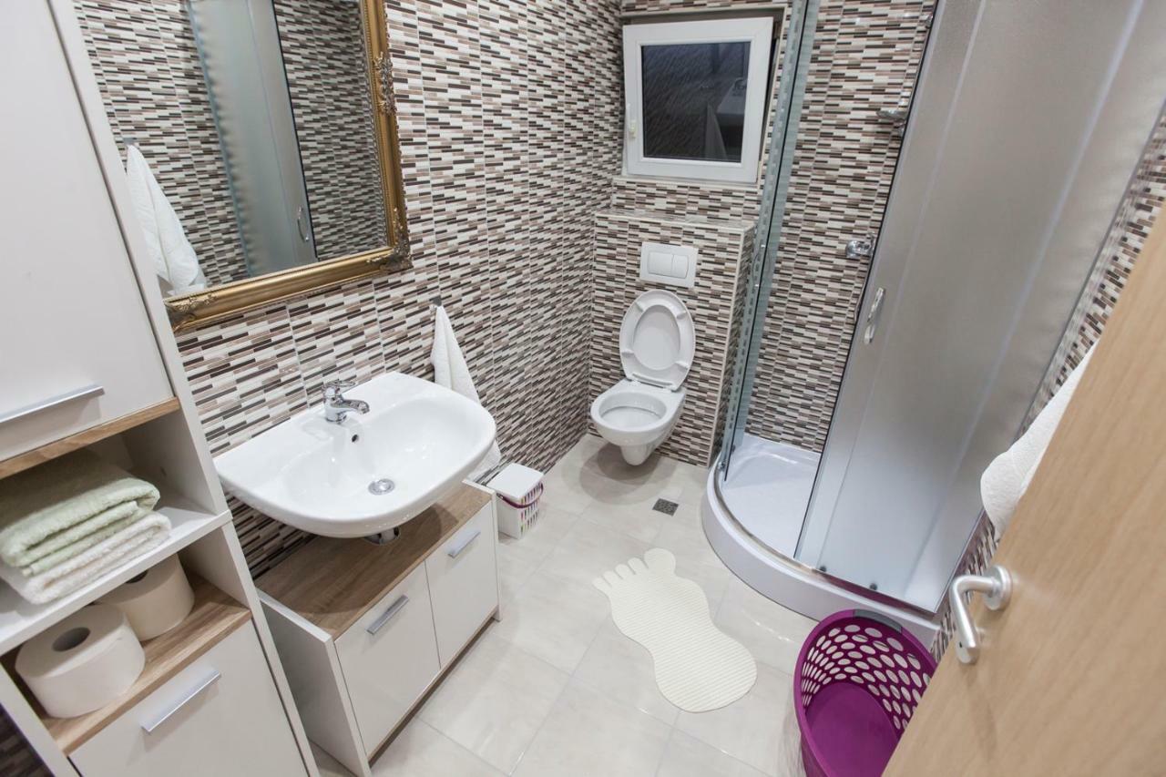 Kaštela Apartment Dalmatia מראה חיצוני תמונה