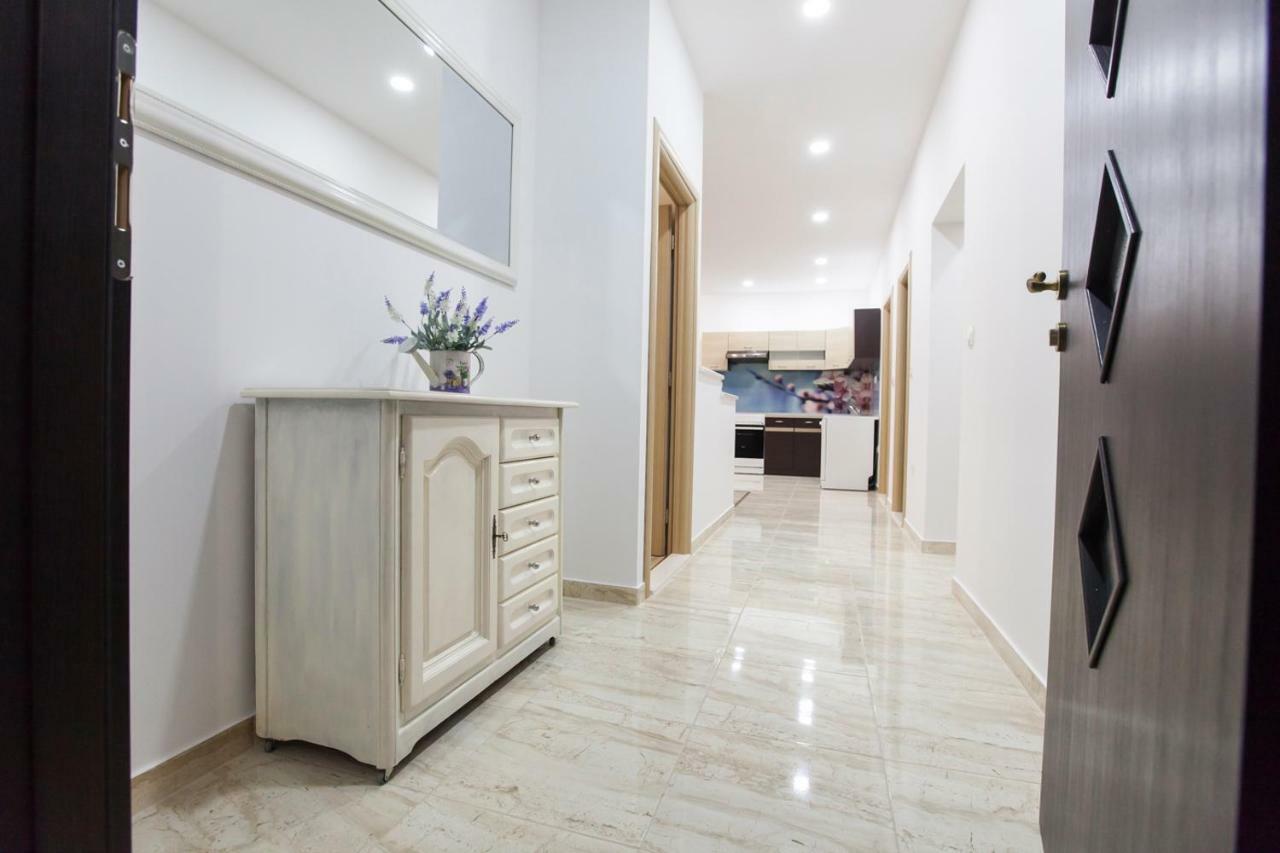 Kaštela Apartment Dalmatia מראה חיצוני תמונה