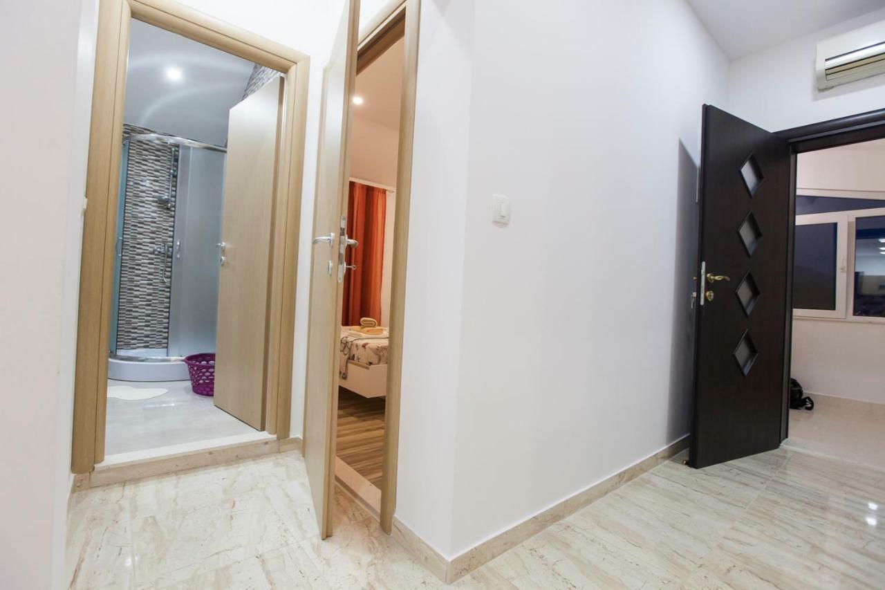 Kaštela Apartment Dalmatia מראה חיצוני תמונה