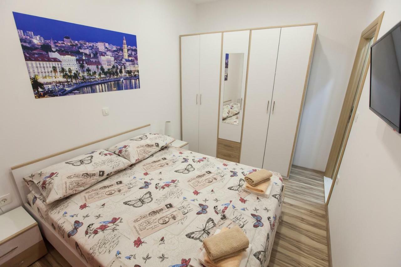 Kaštela Apartment Dalmatia מראה חיצוני תמונה